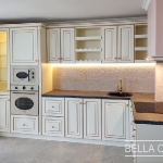 Кухня с фасадами из крашеного MDF