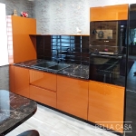 Кухня с фасадами из крашеного MDF