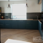 Кухня с фасадами Fenix NTM