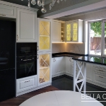 Кухня с фасадами из крашеного MDF