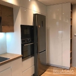 Кухня с фасадами из крашеного MDF