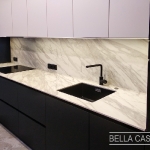 Кухня с фасадами из Fenix NTM и MDF