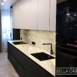 Кухня с фасадами из Fenix NTM и MDF